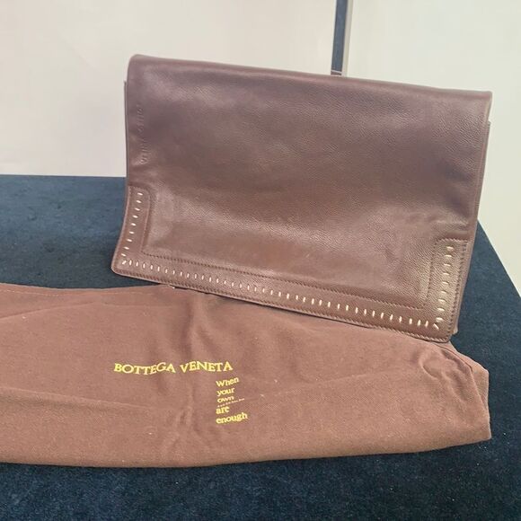 BOTTEGA VENETA brown calf lather flap large clutch - Picture 1 of 13